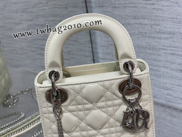 Dior专柜新款Lady女包迪奥顶级原单三格白色漆皮银扣Classic Lady戴妃包 djfk1209